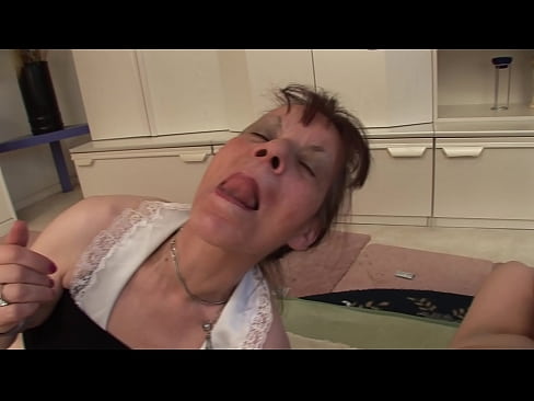 ❤️ Deux grands-mères et un grand-père font une partie à trois Sexe at porn fr.taxiporec.top ☑