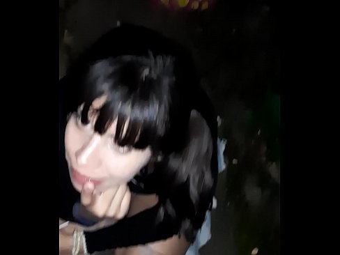 ❤️ Dans la rue, le pénis gonflé en échange de bonbons Sexe at porn fr.taxiporec.top ☑